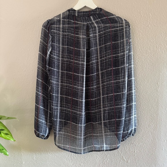 Veronica M Surplice Blouse - Picture 8 of 8